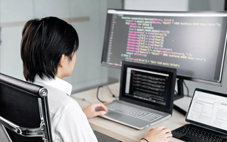 娄底 ,php声明和调用变量的符号是什么？